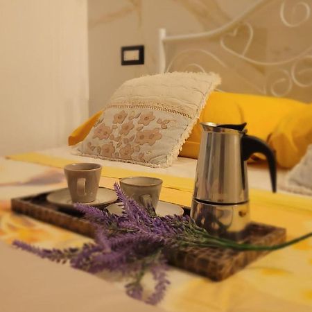 Apartamento O'Vicolo E Napoli Exterior foto