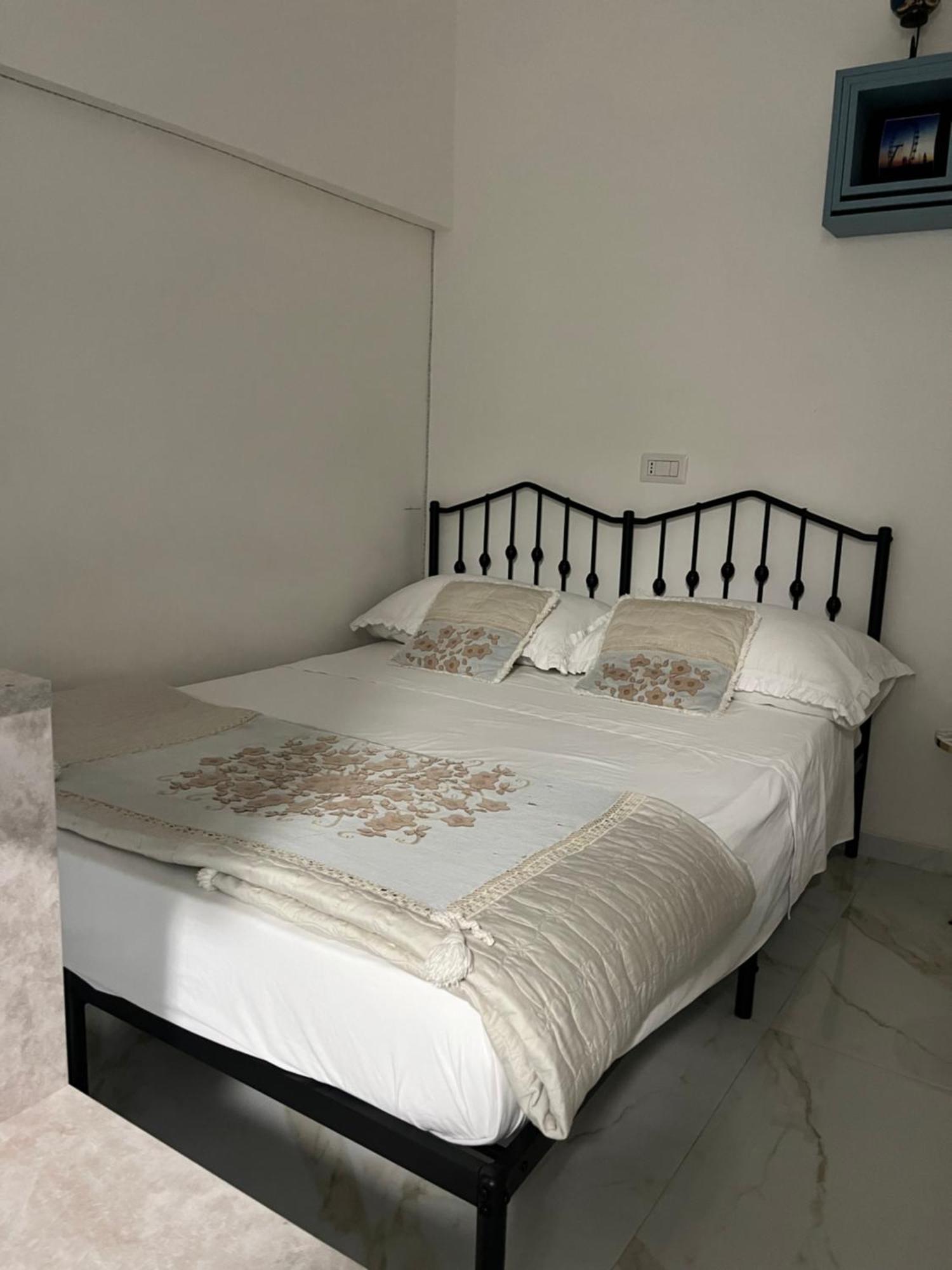Apartamento O'Vicolo E Napoli Exterior foto