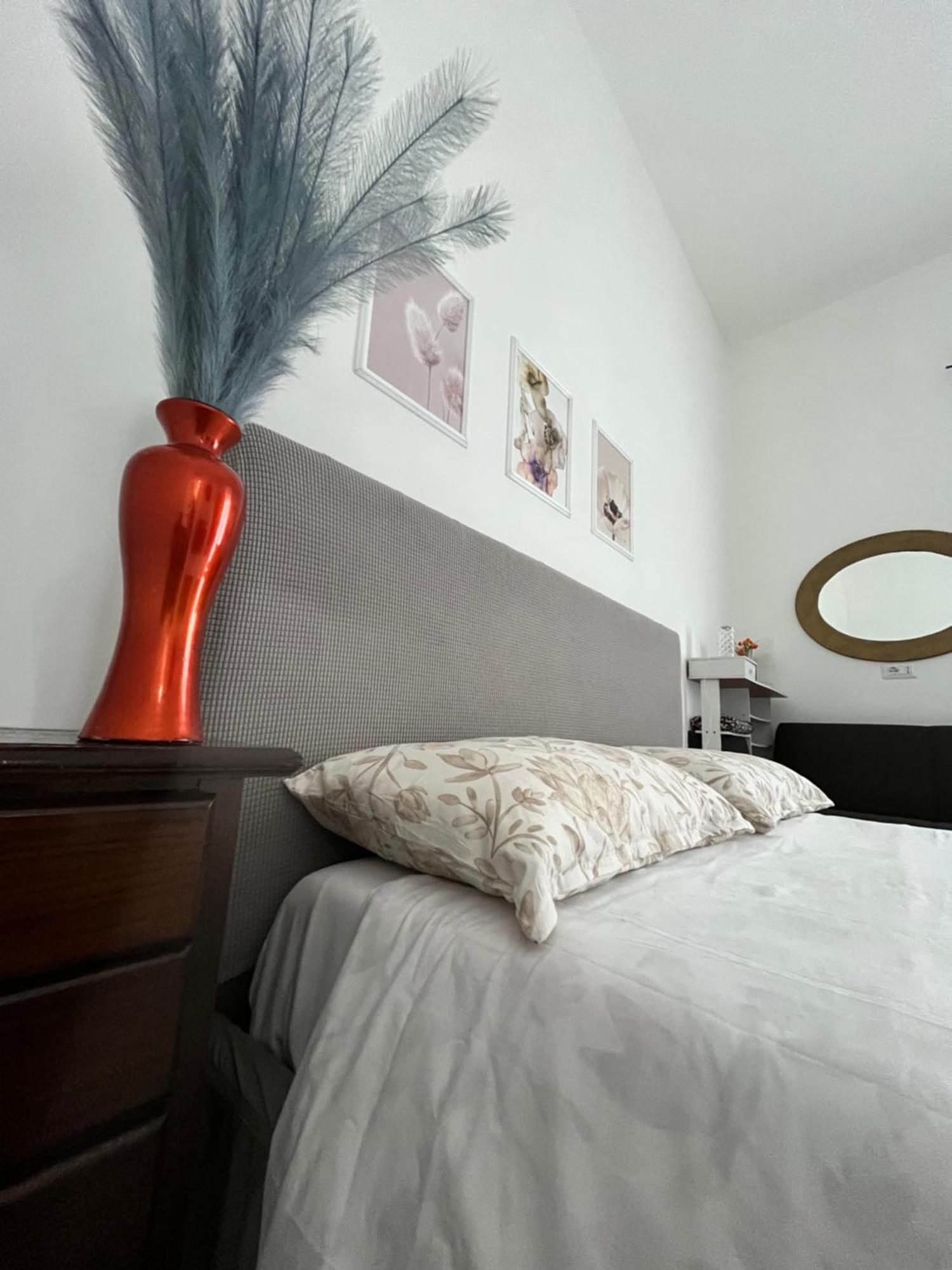 Apartamento O'Vicolo E Napoli Exterior foto